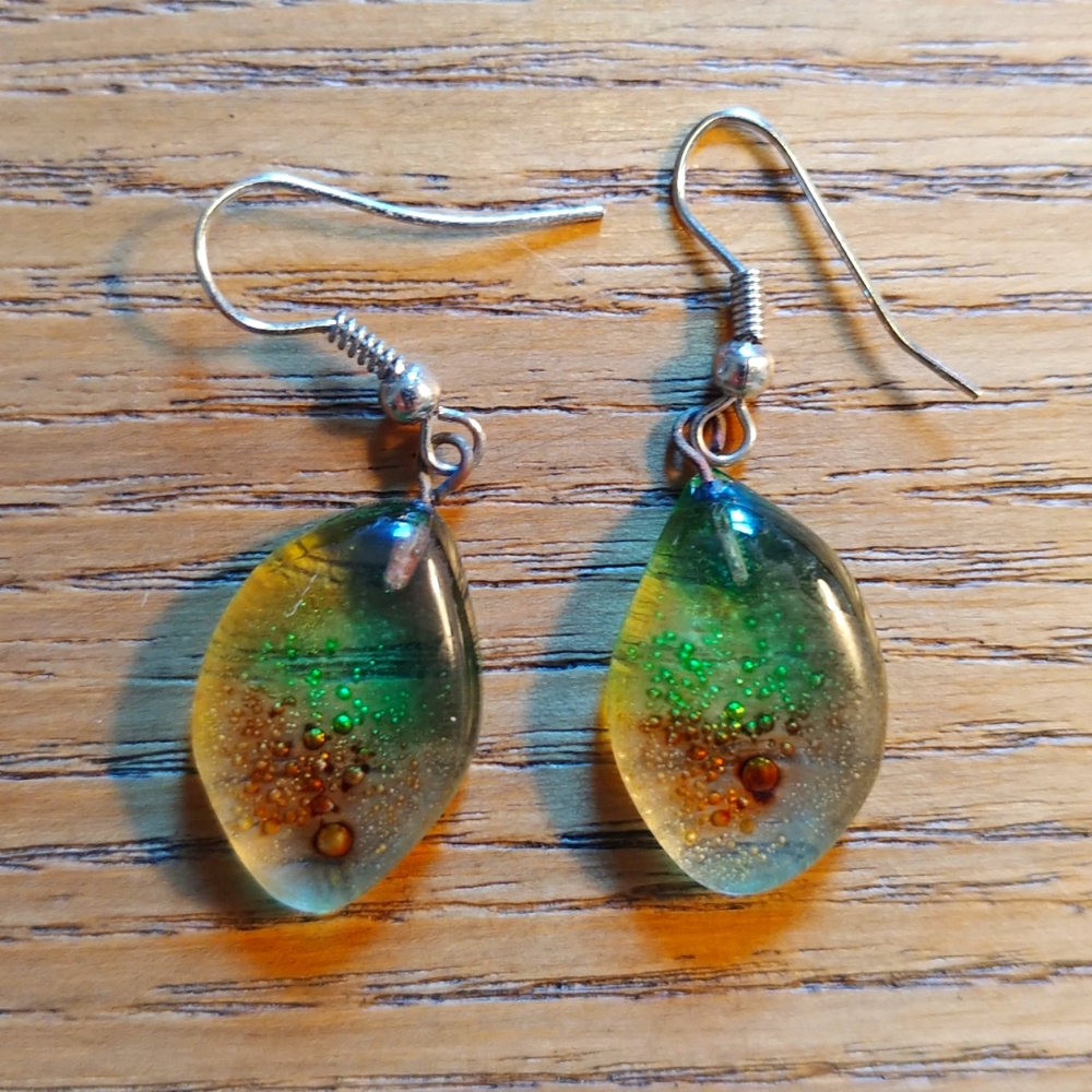 💚 Bubble Soda Green Glass Earrings | EUC | Art to Wear 💚